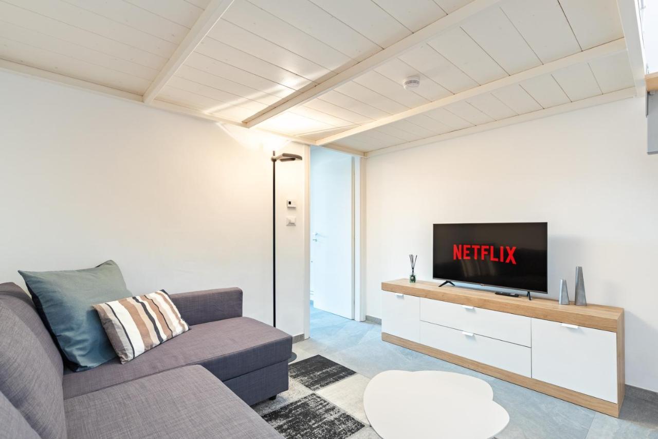 Вилла Exclusive Loft Crocetta - Free Private Parking & Wi-Fi - 5 Min To Metro Nizza - Ac Турин Экстерьер фото