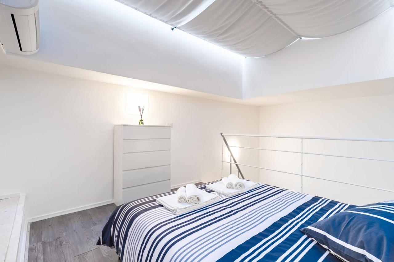 Вилла Exclusive Loft Crocetta - Free Private Parking & Wi-Fi - 5 Min To Metro Nizza - Ac Турин Экстерьер фото